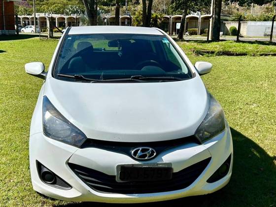 HYUNDAI HB20 1.6 COMFORT PLUS 16V FLEX 4P AUTOMÁTICO HYUNDAI HB20 1.6 COMFORT PLUS 16V FLEX 4P AUTOMÁTICO